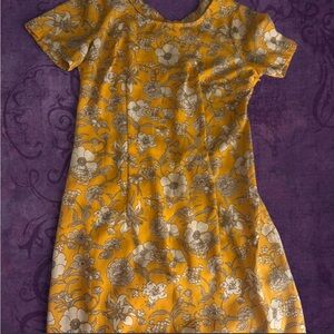 brand new hollister yellow floral dress gray & white flowers nwt 🌼